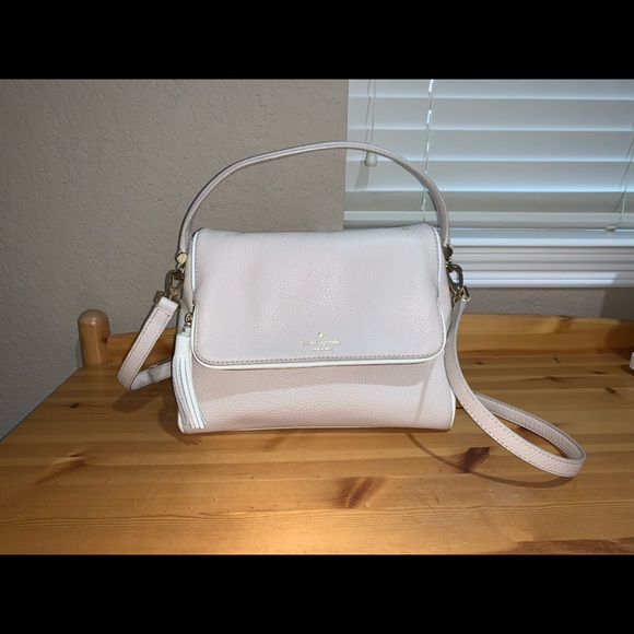 KATE SPADE OVER THE SHOULDER BAG! - Picture 1 of 4